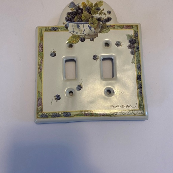 Light Switch Double Plate Cover MARJOLEIN BASTIN PorcelainBlackberries NWOT. - Picture 1 of 11